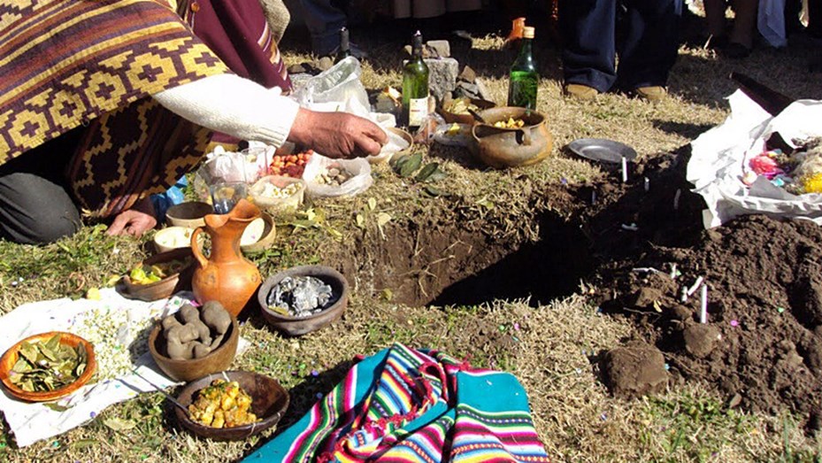 Ofrendas dedicadas para el culto a la pachamama