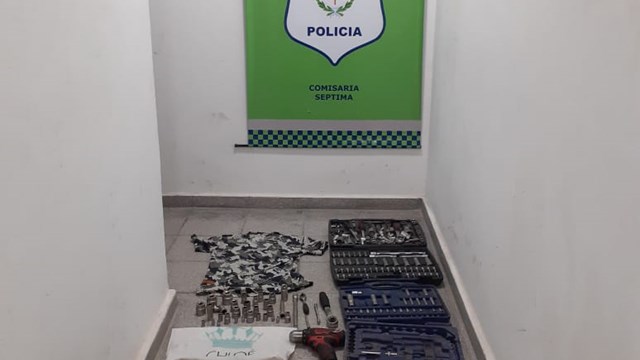 Barrio San Roque: robó herramientas de un taller mecánico y lo atraparon - Telefe Bahia Blanca