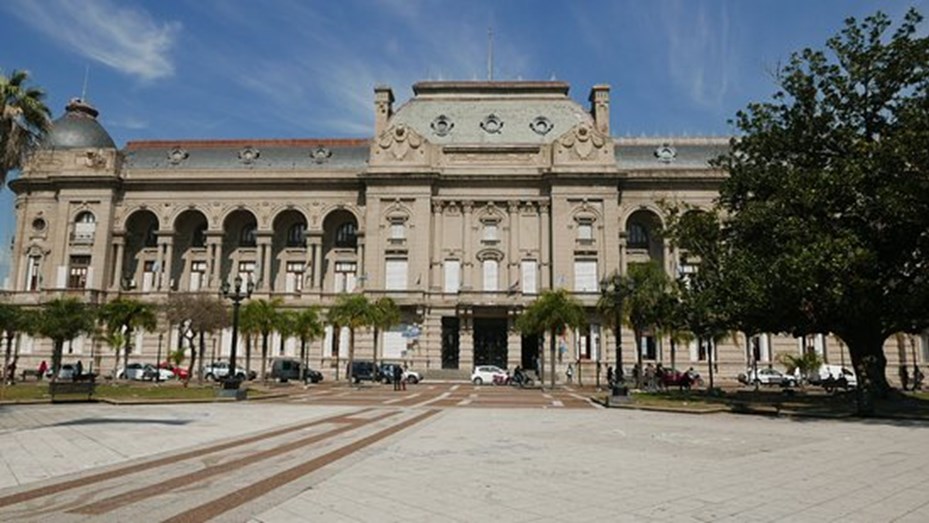 Se Aplicara La Clausula Gatillo En Los Sueldos De Febrero De Los Estatales Telefe Santa Fe