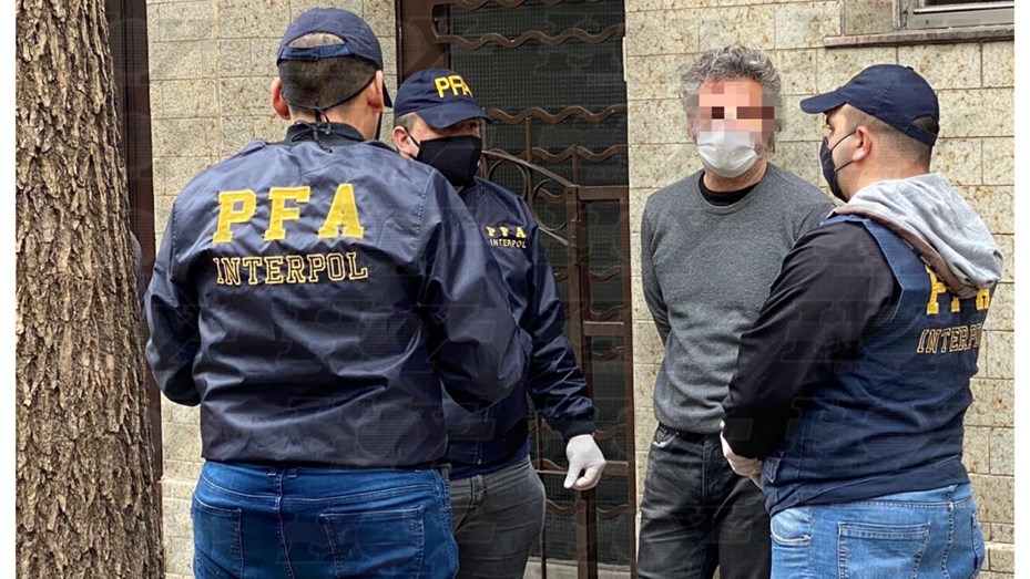Detuvieron en Palermo a 3 presuntos miembros de la mafia italiana - Telefe  Noticias