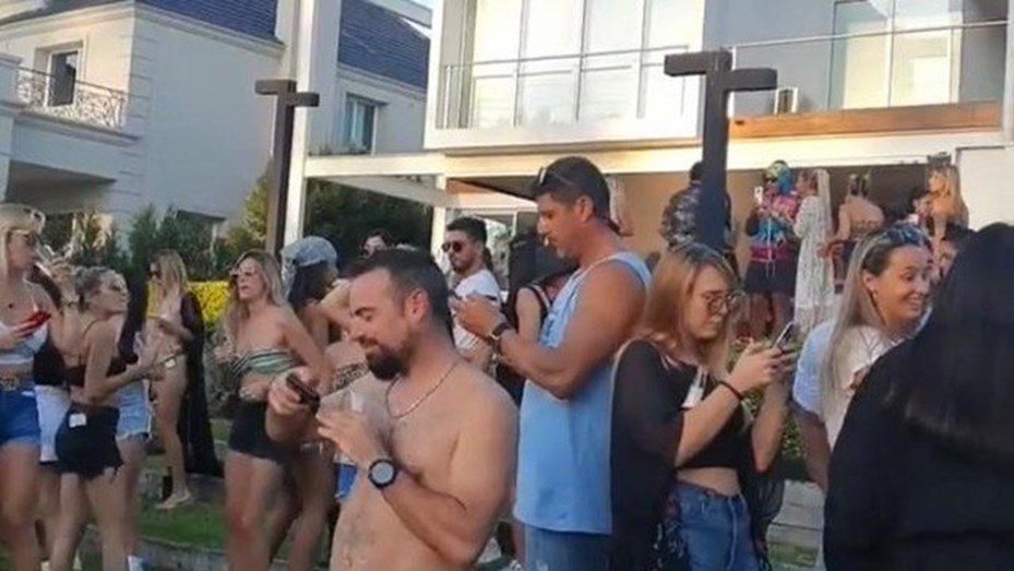 Fiesta clandestina en Nordelta: cuatro detenidos y un ex Boca entre los asistentes Fiesta clandestina en Nordelta: cuatro detenidos y un ex Boca entre los asistentes