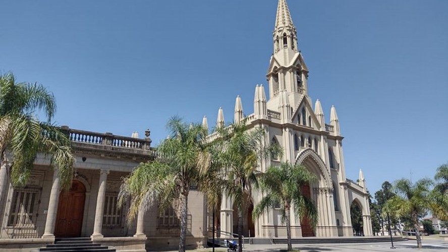 Recorrido turístico por la Basílica de Guadalupe de la ciudad - Telefe Santa  Fe