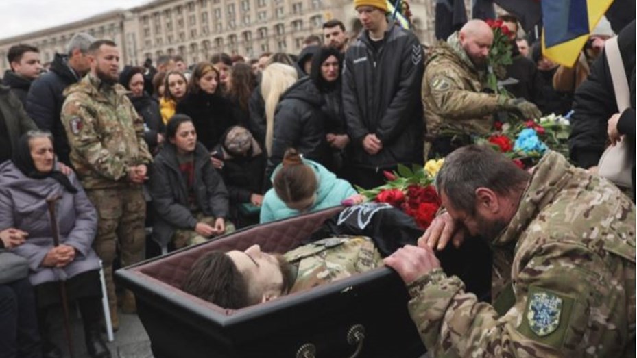 Multitudinario funeral en Ucrania para despedir al soldado "Da Vinci" como  un héroe de la guerra - Telefe Córdoba