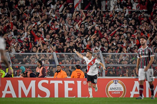 River le ganó 2-0 a Fluminense y respira en la Libertadores 1 1686190507230607743