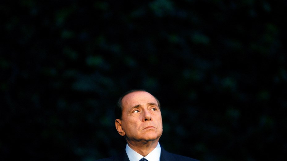 Silvio Berlusconi: qué pasará con sus 6 mil millones de euros 1 e-card