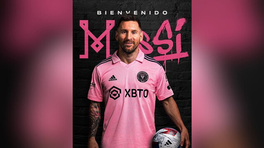 Messi compartió sus primeras imágenes con la camiseta del Inter Miami, Firmó el contrato, Página