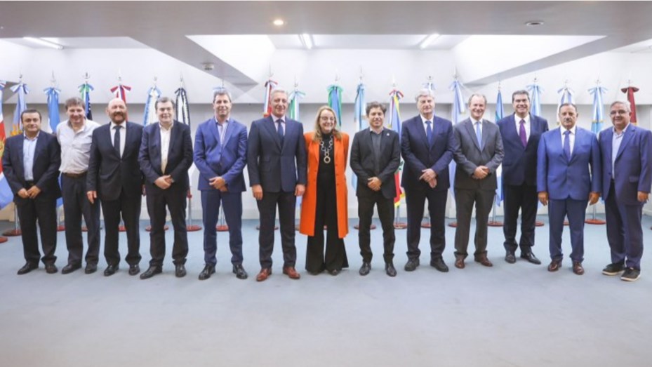 Cumbre de gobernadores, con el pago del aguinaldo como uno de los temas a tratar 41 e-card