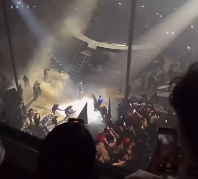 Bad Bunny fue acusado de maltrato animal por entrar a su show en un caballo 1 dm 20240226163011 001