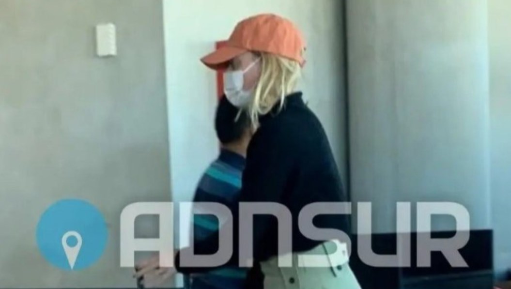Margot Robbie estuvo de vacaciones en la Patagonia 2 margot 3
