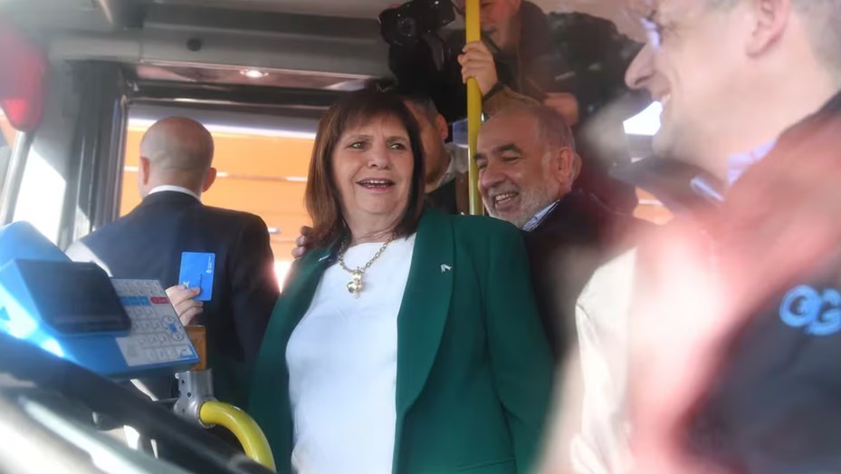 bullrich-colectivo