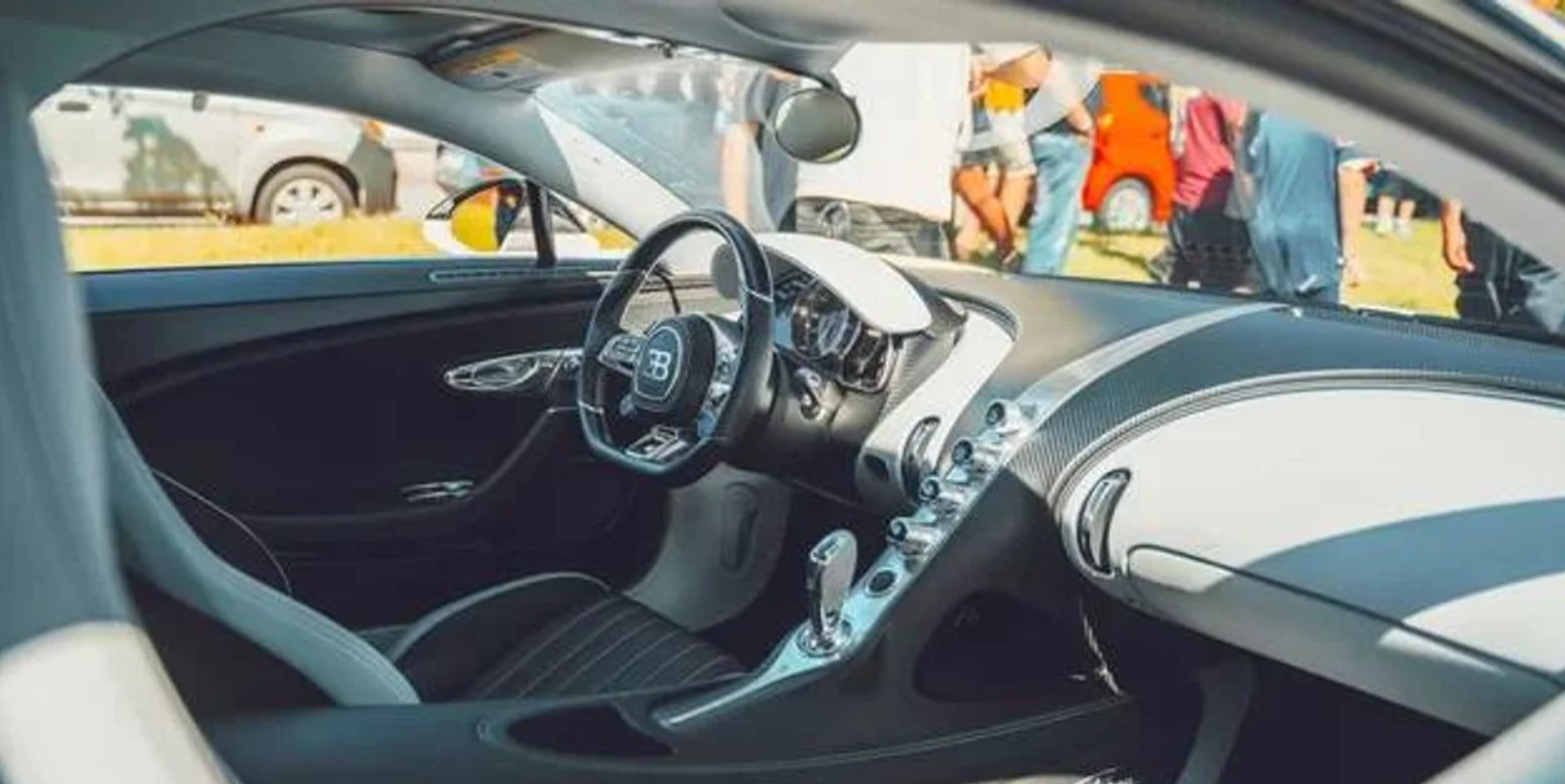 Un empresario argentino le compró a Bad Bunny una Bugatti valuada en 3 millones de dólares 1 bugatti2